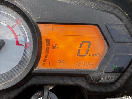 2021 Bajaj Pulsar 125, жёлтый, 150000 рублей, вид 4