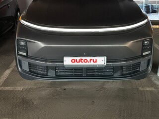 2024 Li Auto (Lixiang) L9 44.5 kWh I, серый, 6500000 рублей, вид 2