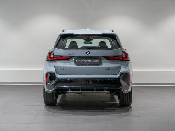 2026 BMW X1 Long 25Li xDrive III (U11/U12), серый, 6000000 рублей - вид 5
