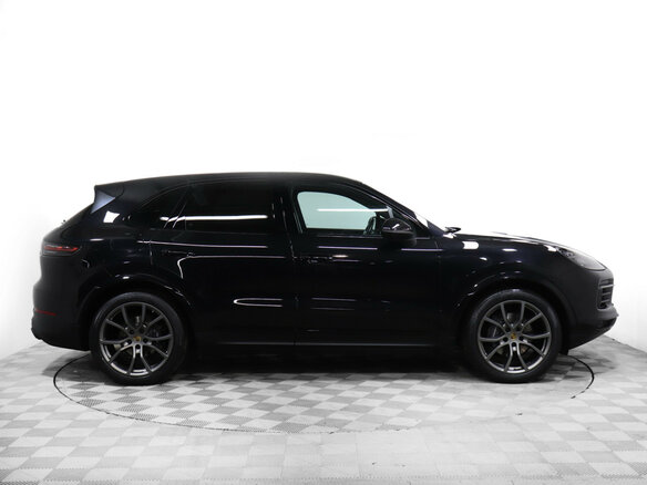 2020 Porsche Cayenne III, чёрный, 7400000 рублей - вид 3