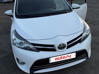 2014 Toyota Verso I Рестайлинг, белый, 1400000 рублей, вид 5