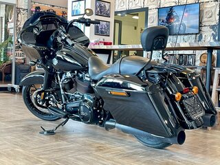 2021 Harley-Davidson Road Glide Special, чёрный, 2600000 рублей, вид 5
