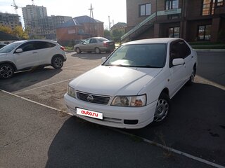 1999 Nissan Bluebird QG18 XI (U14), белый, 290000 рублей, вид 1
