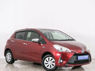 2017 Toyota Vitz III (XP130) Рестайлинг 2, красный, 979000 рублей, вид 1