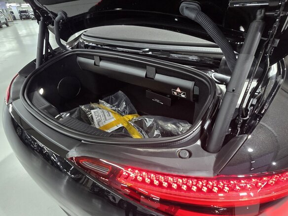 2025 Mercedes-Benz SL-Класс AMG SL 43 43 AMG IV (R232), чёрный, 11990750 рублей - вид 23