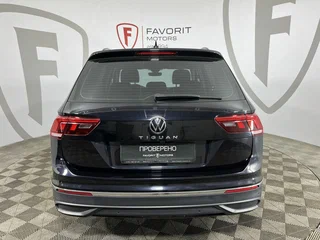 2021 Volkswagen Tiguan II Рестайлинг, чёрный, 2199000 рублей, вид 3
