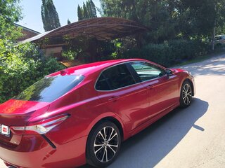 2020 Toyota Camry US Market VIII (XV70), красный, 2200000 рублей, вид 4