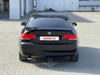 2009 BMW 3 серии 320i V (E90/E91/E92/E93), чёрный, 1350000 рублей, вид 4