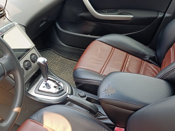 2010 Peugeot 308 I, серый, 330000 рублей - вид 4