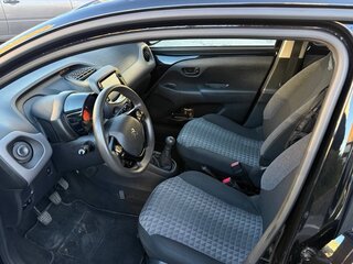 2021 Peugeot 108, чёрный, 1100000 рублей, вид 3