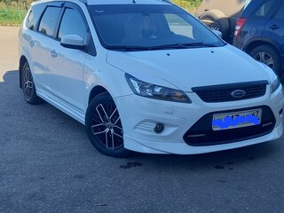 2011 Ford Focus II Рестайлинг, белый, 575000 рублей, вид 1