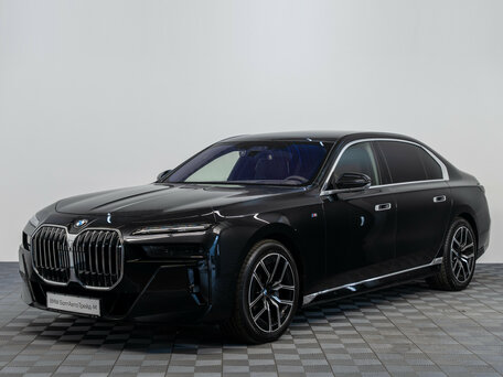 BMW 7 серии VII (G70)
