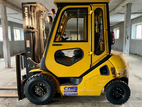 2021 Komatsu FD, жёлтый, 1470000 рублей, вид 1