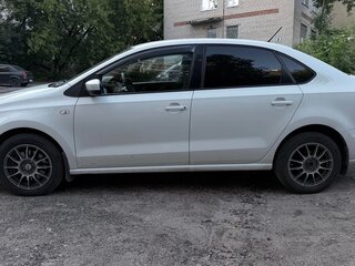 2015 Volkswagen Polo V Рестайлинг, белый, 850000 рублей, вид 5