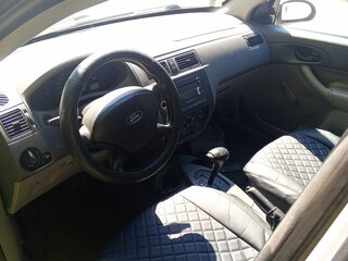 2005 Ford Focus I Рестайлинг (North America), серебристый, 180000 рублей, вид 4