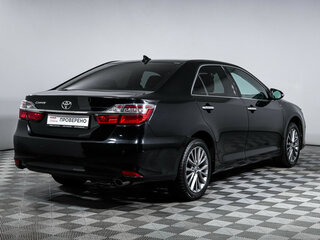 2017 Toyota Camry VII (XV50) Рестайлинг 2, чёрный, 2330000 рублей, вид 5