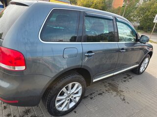 2005 Volkswagen Touareg I, серый, 900000 рублей, вид 4