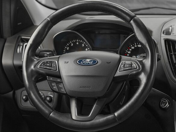 2016 Ford Kuga II Рестайлинг, белый, 1149000 рублей - вид 11