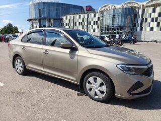 2021 Volkswagen Polo VI, коричневый, 1130000 рублей, вид 2