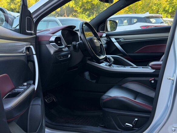 2022 Geely Coolray I, серебристый, 1291000 рублей - вид 7