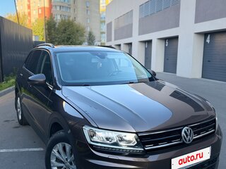 2020 Volkswagen Tiguan II, коричневый, 2350000 рублей, вид 1