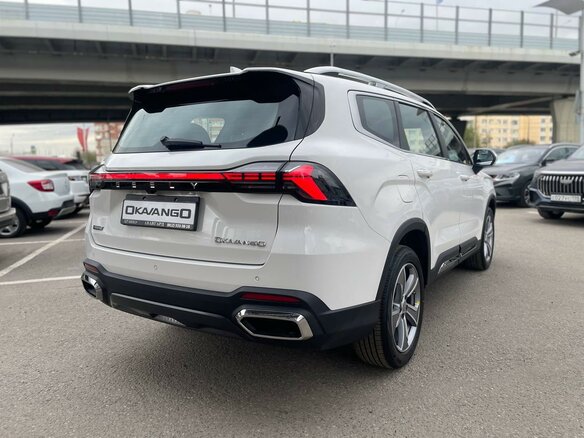 2026 Geely Okavango I Рестайлинг, белый, 4010990 рублей - вид 7