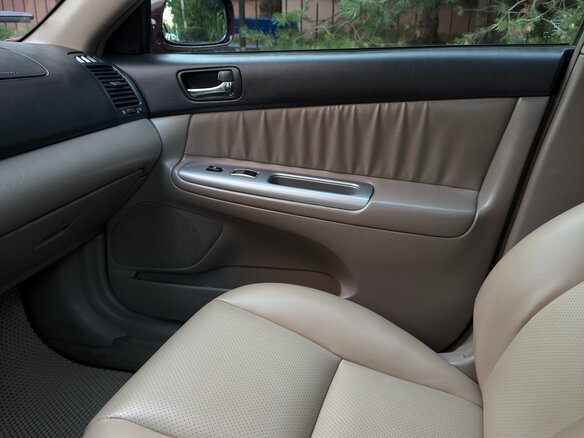 2001 Toyota Camry V (XV30), красный, 800000 рублей - вид 7