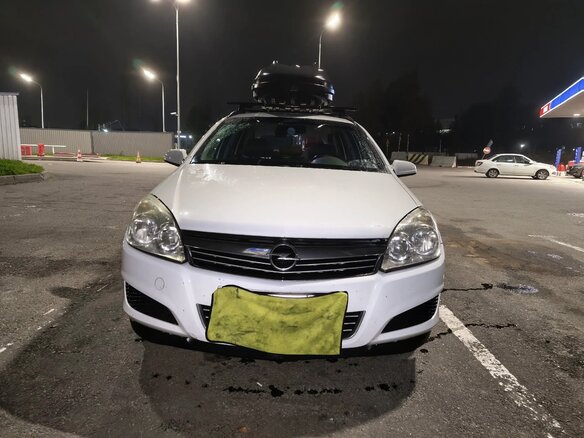 2008 Opel Astra H Рестайлинг, белый, 380000 рублей - вид 3