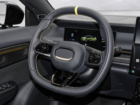 2026 Lynk & Co 07 GT I Рестайлинг, серебристый, 4490000 рублей - вид 12