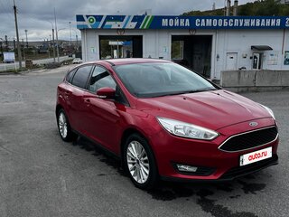 2016 Ford Focus III Рестайлинг, красный, 1100000 рублей, вид 2
