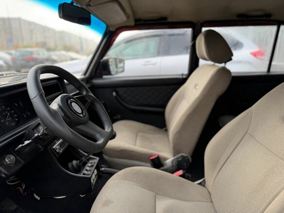 2007 Lada (ВАЗ) 2107, красный, 185000 рублей - вид 9
