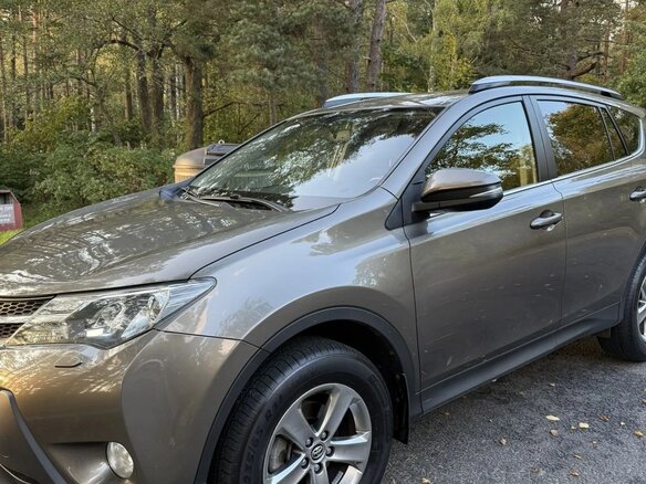2015 Toyota RAV4 IV (XA40), коричневый, 2070000 рублей - вид 5