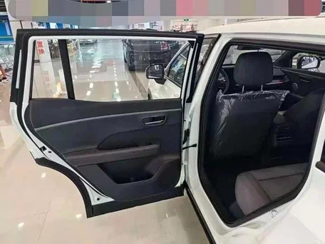 2026 Toyota bZ3X 58.3 kWh, белый, 2550000 рублей, вид 3