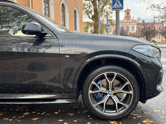 2021 BMW X5 30d IV (G05/G18), чёрный, 8190000 рублей - вид 12