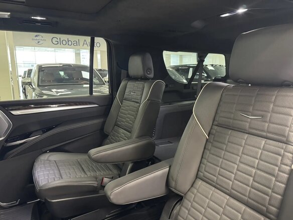 2026 Cadillac Escalade ESV V Рестайлинг, чёрный, 21000000 рублей - вид 15