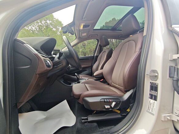 2022 BMW X1 20Li sDrive II (F48) Рестайлинг, белый - вид 6