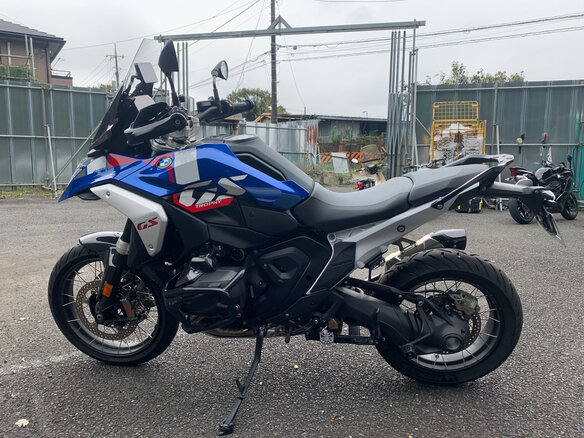 2024 BMW R 1300 GS, синий, 1950000 рублей - вид 2
