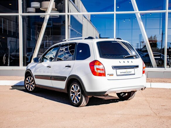 2023 Lada (ВАЗ) Granta Cross Euro-2 I Рестайлинг, белый, 820000 рублей - вид 5
