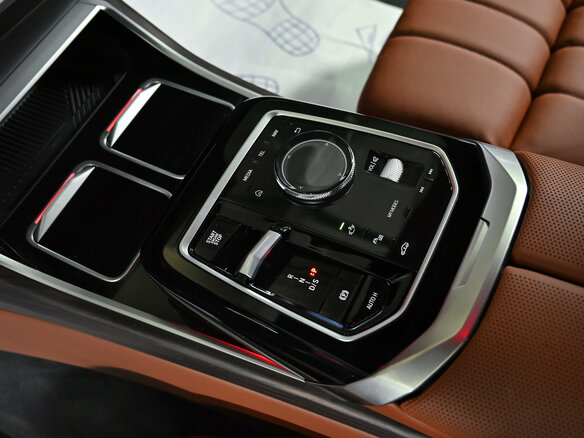 2022 BMW 7 серии 740d xDrive VII (G70), чёрный, 19000000 рублей - вид 20