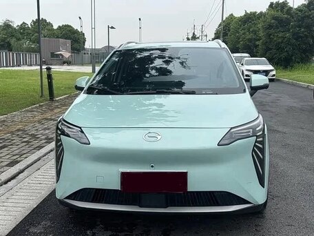 2024 Aion Y Plus 61.7 kWh, зелёный, 1670000 рублей, вид 2