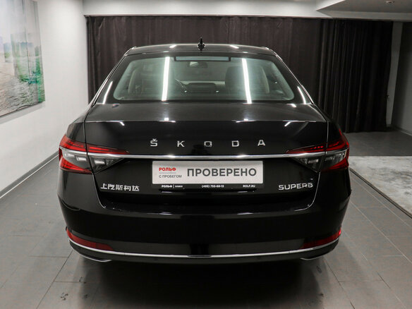 2025 Skoda Superb III Рестайлинг, чёрный, 3200000 рублей - вид 4