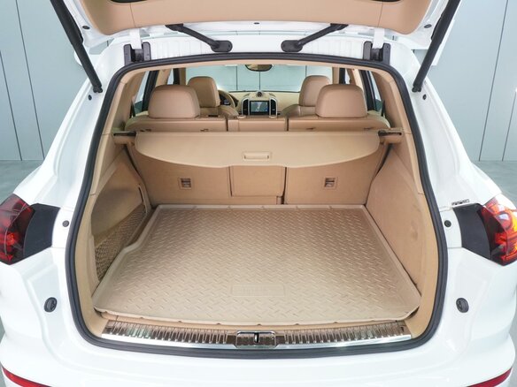 2017 Porsche Cayenne Diesel II Рестайлинг (958), белый, 6254000 рублей - вид 23