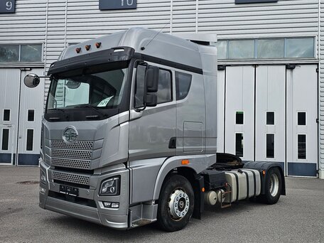 2023 FAW JH6, серебристый, 4250000 рублей, вид 1