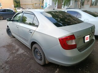 2014 Skoda Rapid I, серебристый, 850000 рублей, вид 3