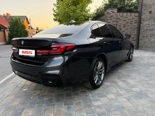 2019 BMW 5 серии 520d xDrive VII (G30/G31/G38), серый, 3500000 рублей, вид 4