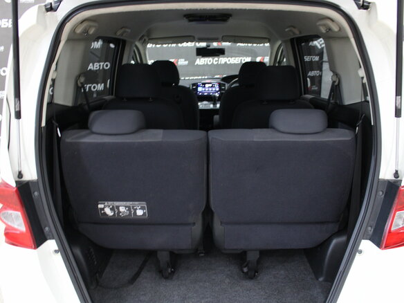 2010 Honda Freed I, белый - вид 9