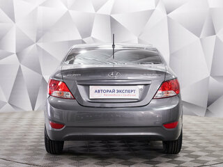 2013 Hyundai Solaris I, серый, 679000 рублей, вид 4