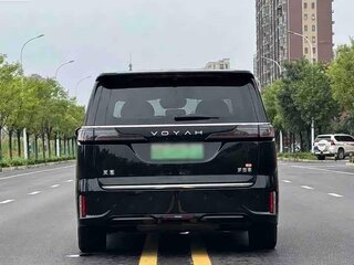 2026 Voyah Dream I Рестайлинг, чёрный, 7900226 рублей, вид 5