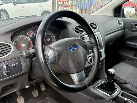 2007 Ford Focus II, серебристый - вид 12