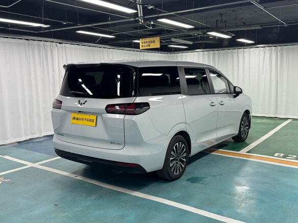 2026 Wuling Starlight 730, серебристый - вид 6